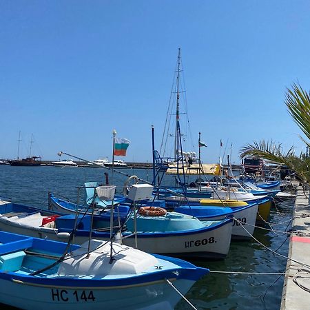 Fregata 16 Studio Sveti Vlas Bagian luar foto