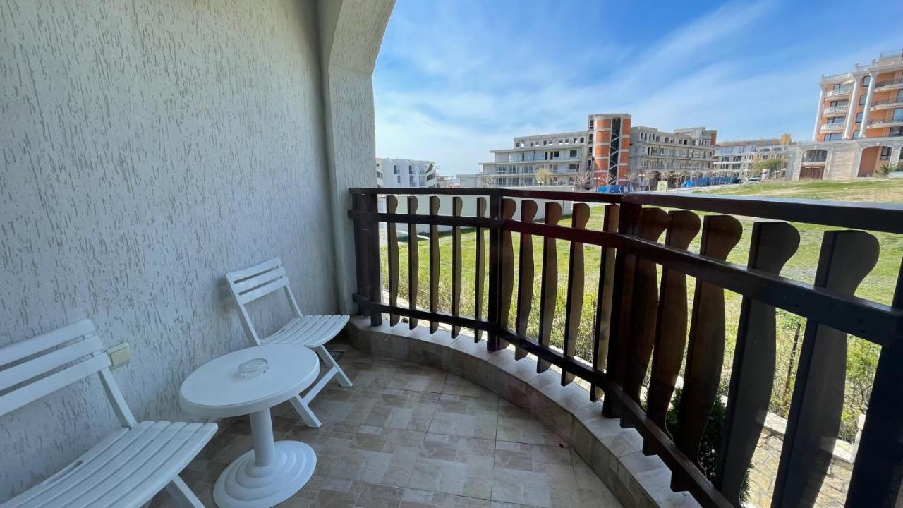 Fregata 16 Studio Sveti Vlas Bagian luar foto